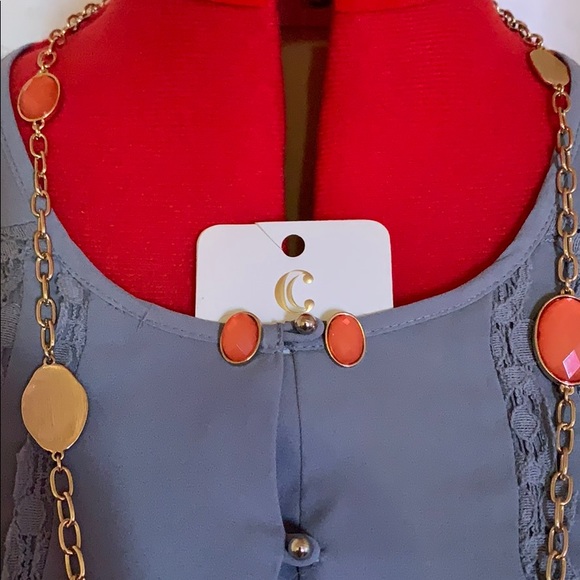 Necklace and Earrings set - Picture 4 of 7